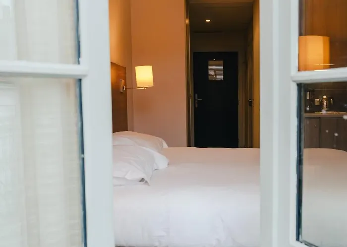 Hotel Comfort Saint-etienne 3*