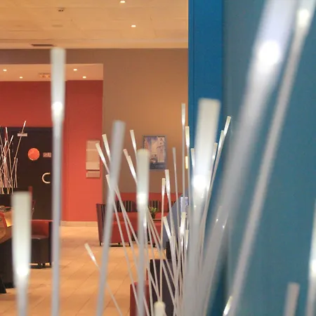 ホテル Comfort Saint-etienne 3*