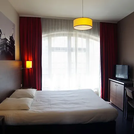 ホテル Comfort Saint-etienne サン・テティエンヌ