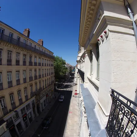 Aparthotel Comfort Saint-etienne