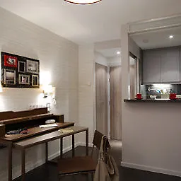 Comfort Saint-etienne 公寓式酒店 3*